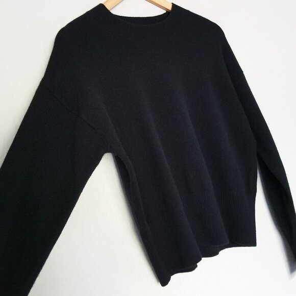 Banana Republic 100% Cashmere Wedge High Crewneck Sweater S Black Lightweight - Picture 11 of 14